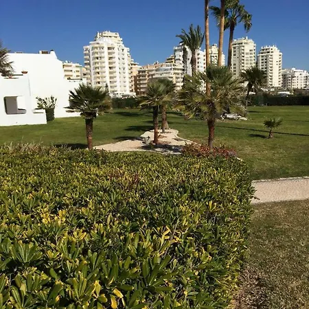 Pe Na Areia, Clube Nautilus, Porches 別荘