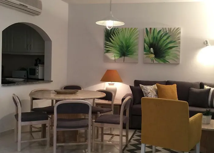 펜션 Pe Na Areia, Clube Nautilus, Porches Armação de Pêra