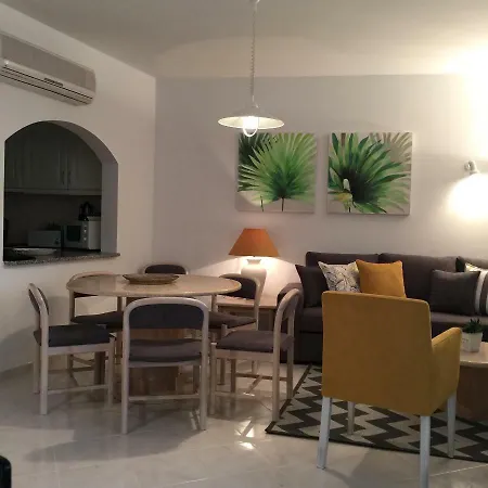 Vakantiehuis Pe Na Areia, Clube Nautilus, Porches Armação de Pêra