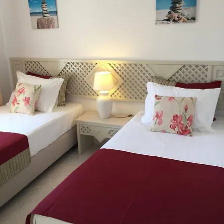 Pe Na Areia, Clube Nautilus, Porches *